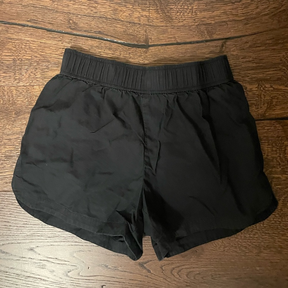 Aritzia x Community shorts
